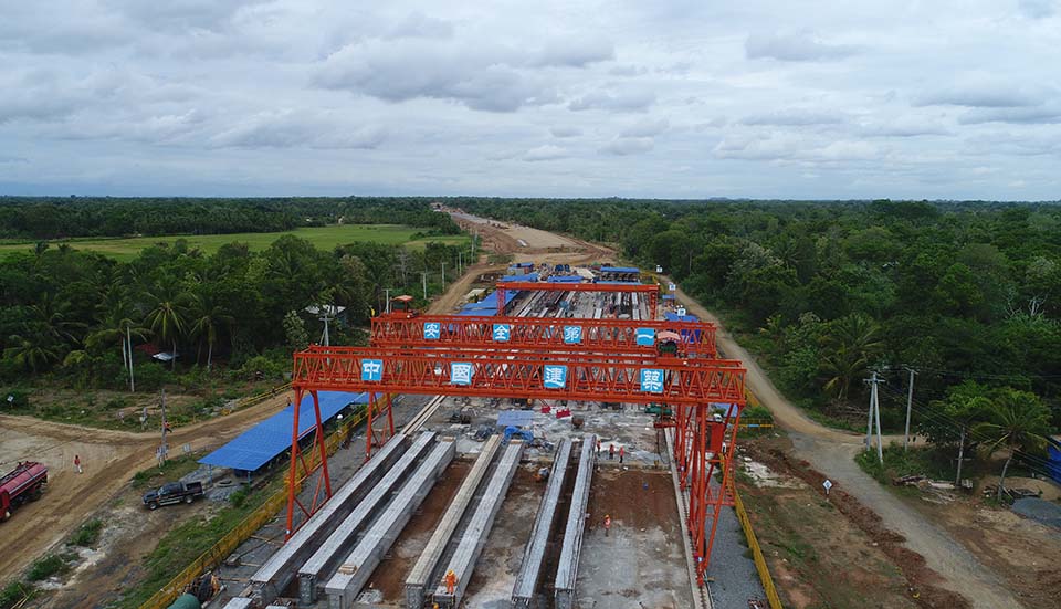 4.斯里蘭卡南部高速公路延長線項目.jpg